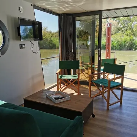 Reves D'o En Camargue, Clim Reversible, Parc Naturel בובר